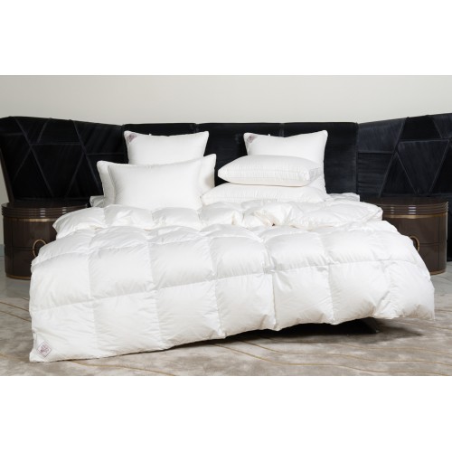 Одеяло пуховое "КИНРОС" в тонком хлопковом сатине всесезонное 150x200, GERMAN GRASS