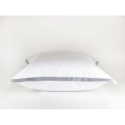 Наволочки "НОБИЛИС" белый с жемчужной отделкой 70x70 (2шт), GERMAN GRASS