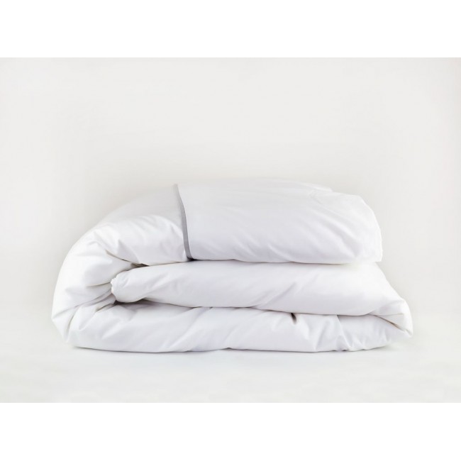 Пододеяльник "НОБИЛИС" белый с жемчужной узкой отделкой 150x200, GERMAN GRASS Пододеяльник "НОБИЛИС" белый с жемчужной узкой отделкой 150x200, GERMAN GRASS