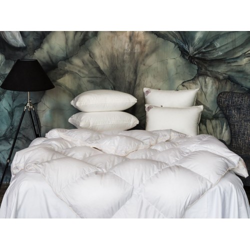 Одеяло пуховое "КВИНЕЛЬ" в египетском хлопке, всесезонное 200x200, GERMAN GRASS