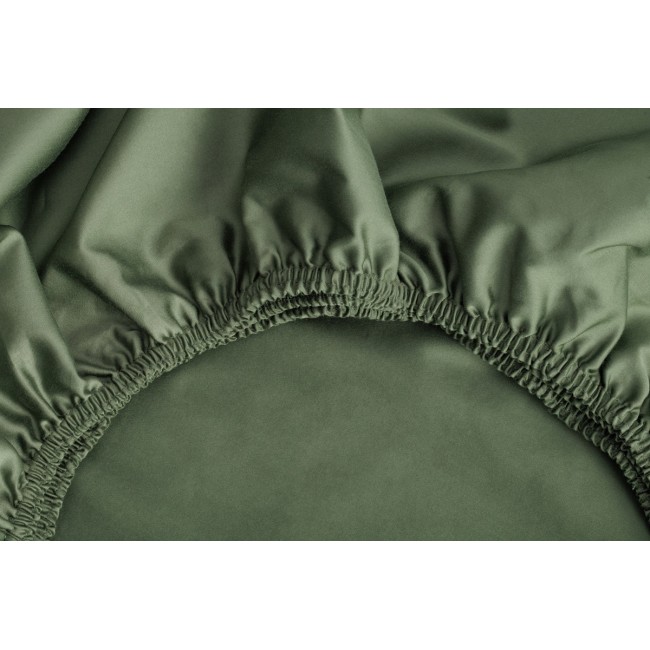 Простыня на резинке хлопок "АЛЛЮР" хвойный зеленый 180x200x40 Простыня на резинке хлопок "АЛЛЮР" хвойный зеленый 180x200x40